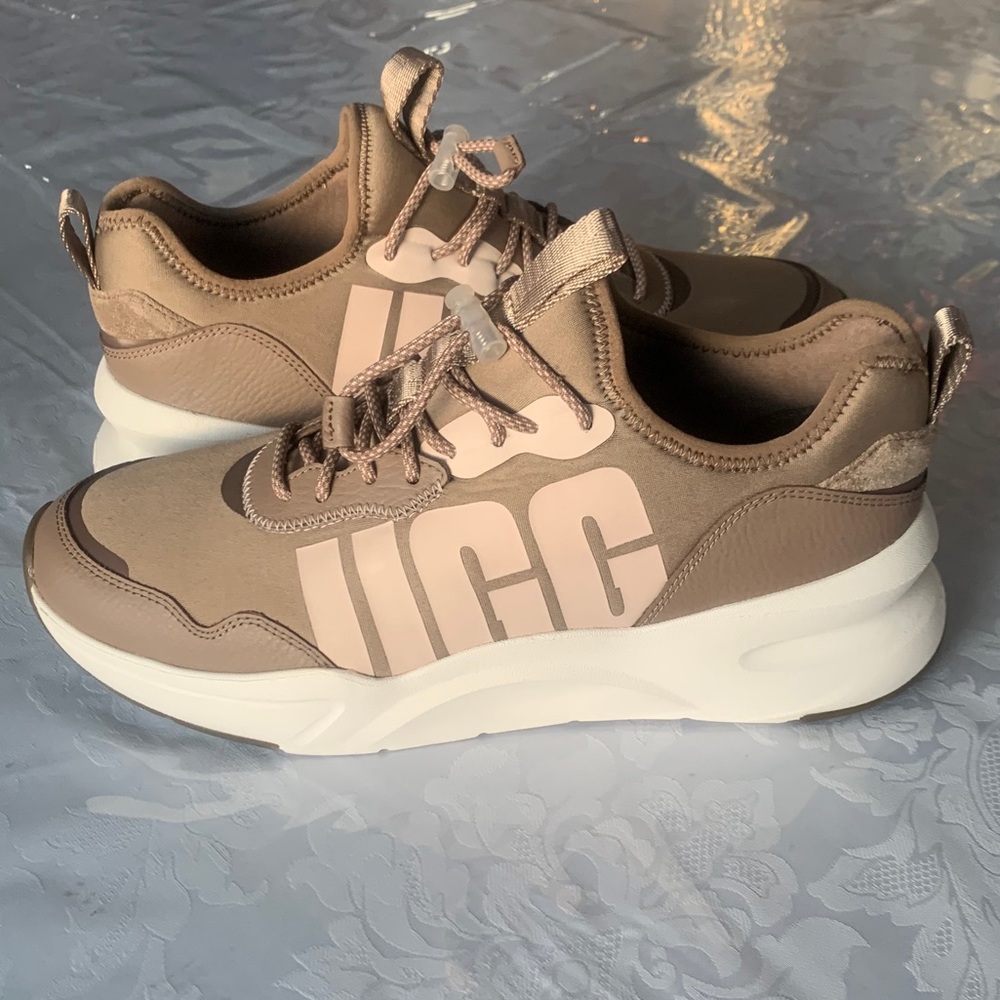 UGG WOMEN LA DAZE SNEAKERS - Picture 3 of 10